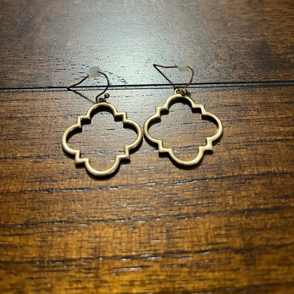 Abstract earrings - Picture 2 of 2